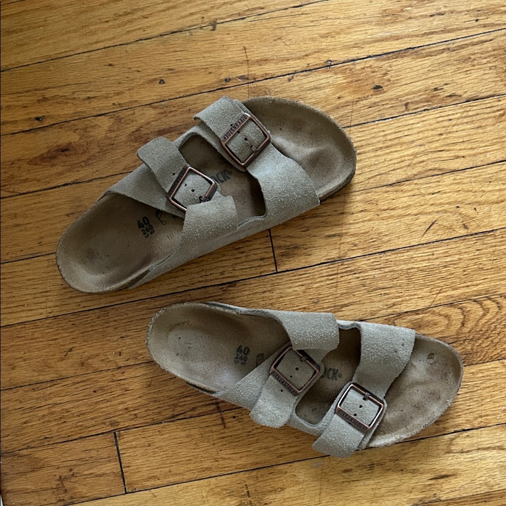 Birkenstock Adult Sandals - Light suede Brown
